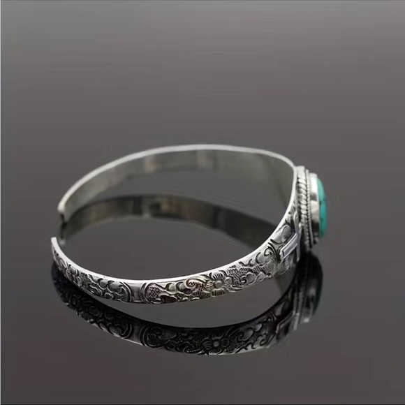 Adjustable Silver Designed Turquoise Cuff Bracelet - Picture 6 of 6